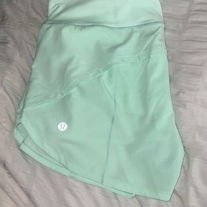 Speed up MR short 4 inch line Lululemon